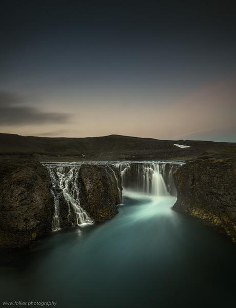 Sigöldufoss, Iceland, midnight, waterfall, dark