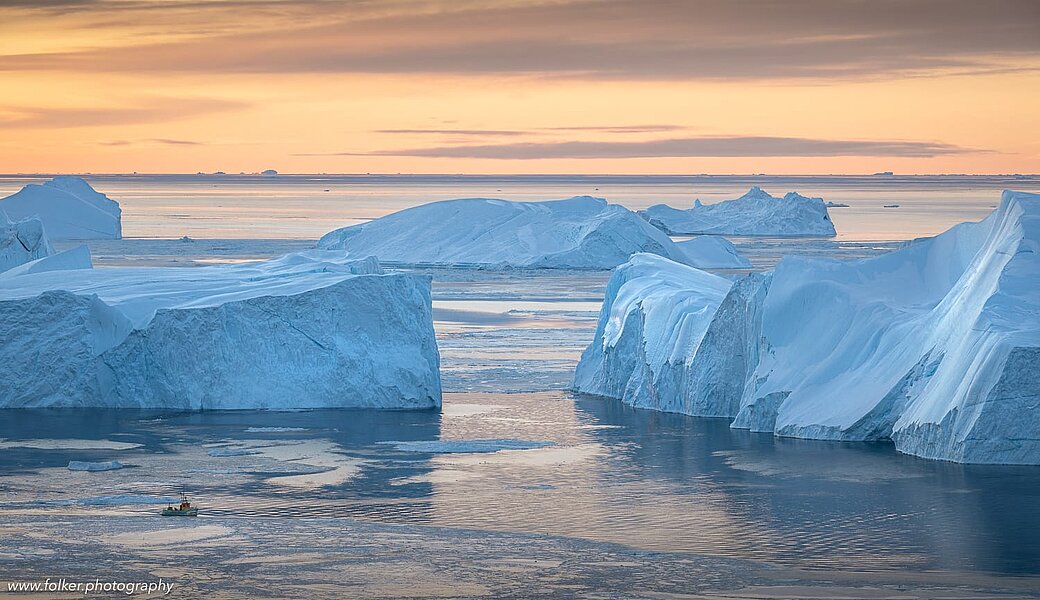 unset, boat, Greenland, icebergs, Disko bay, winter