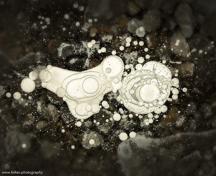 More methane bubbles in ice