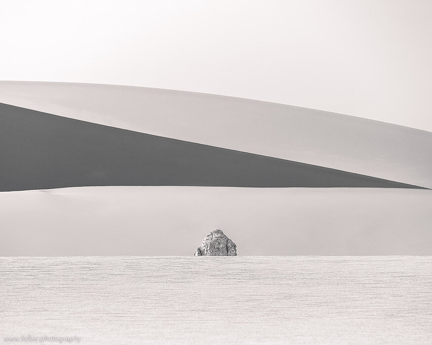 "Here I am" Folker, Michaelsen, Aesthetic, minimal, abstract, art, photography, minimalism, impressionism, ICM, multiple exposure, painterly, creative, special, beautiful, Dascht-e Lut, desert, Iran