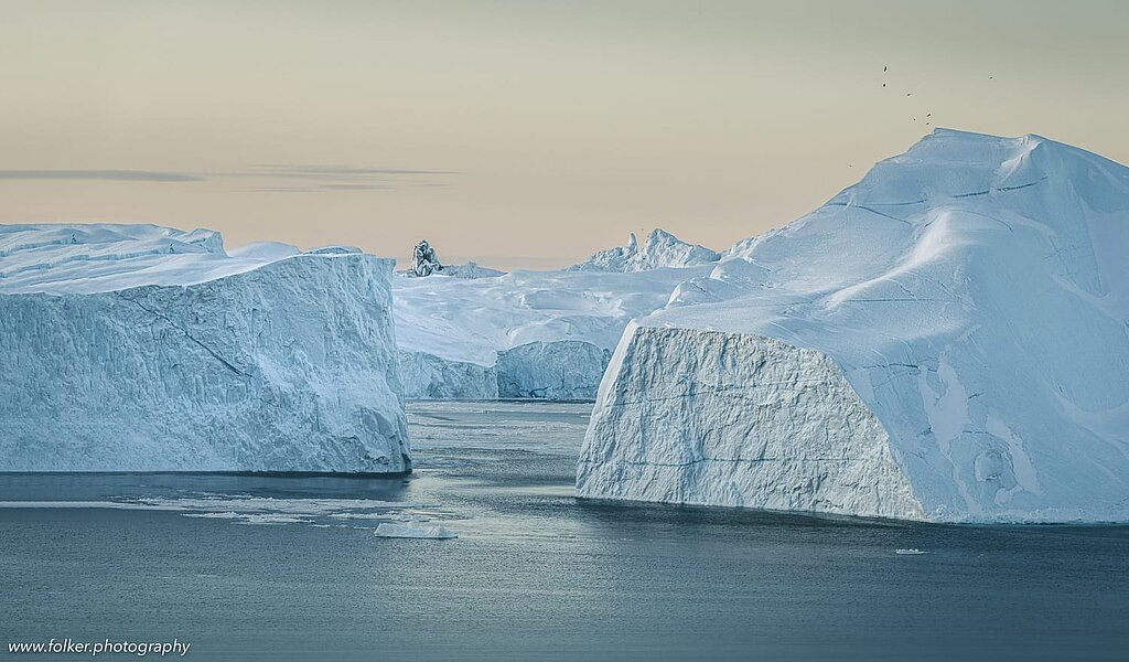 unset, boat, Greenland, icebergs, Disko bay, winter