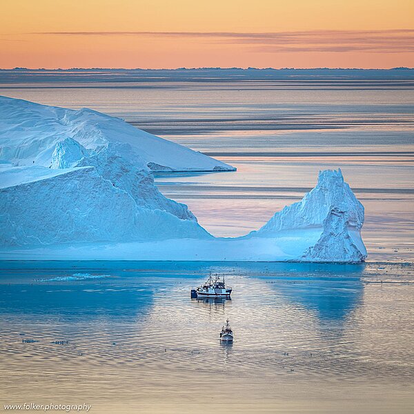 unset, boat, Greenland, icebergs, Disko bay, winter