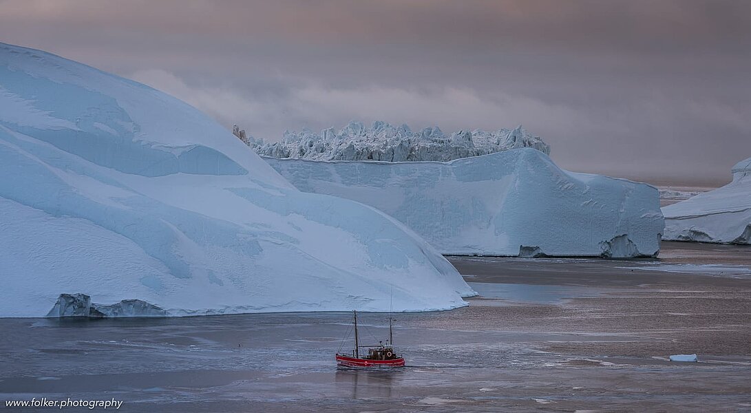 unset, boat, Greenland, icebergs, Disko bay, winter